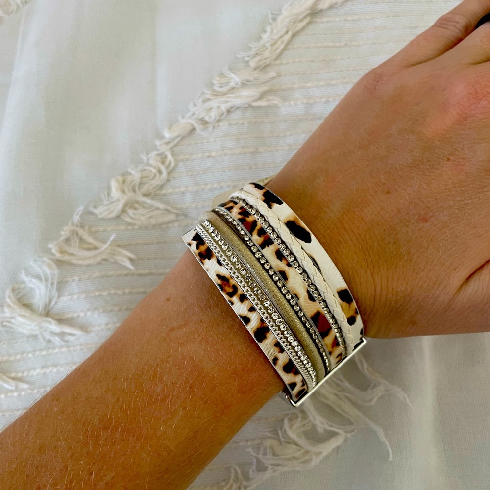 Leopard stacked bracelet